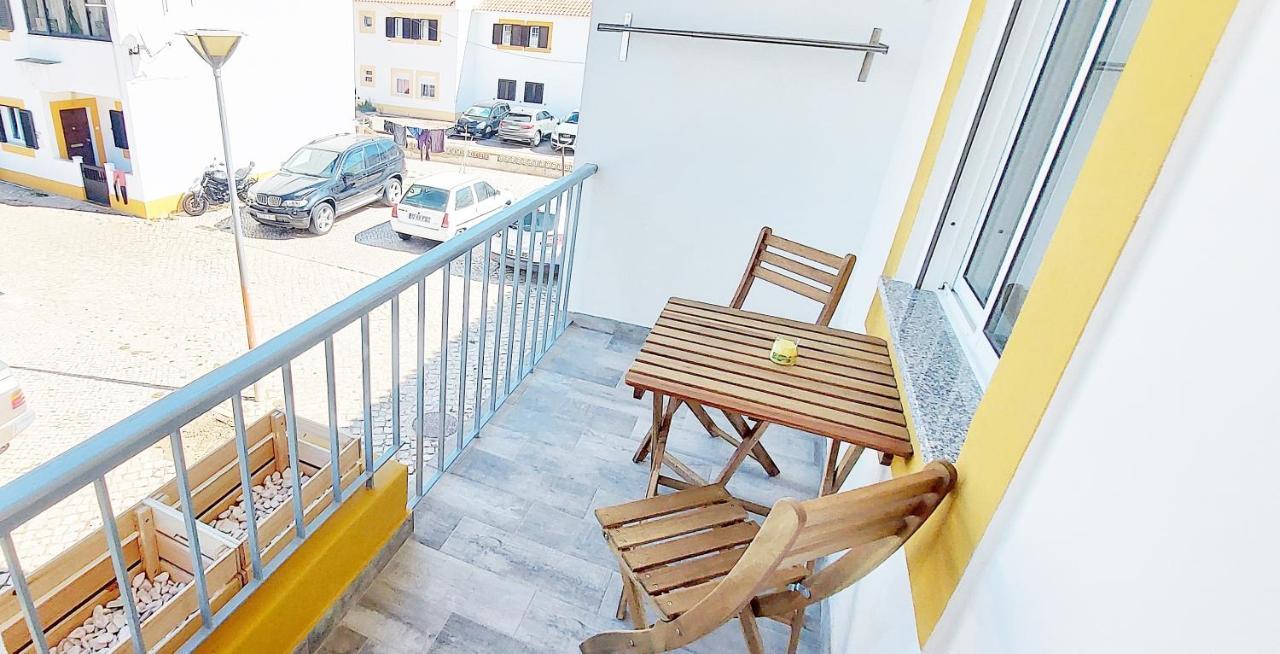 Caroline'S Apartment Vila do Bispo Ngoại thất bức ảnh