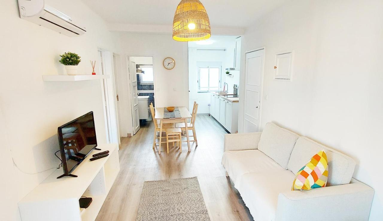 Caroline'S Apartment Vila do Bispo Ngoại thất bức ảnh